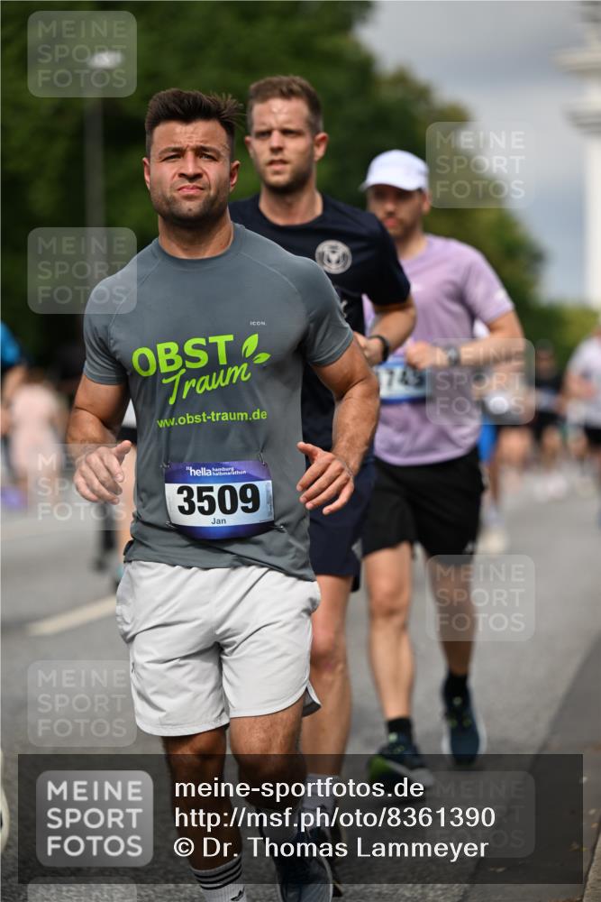 29.06.2025 - hella hamburg halbmarathon Dr. Thomas Lammeyer http://msf.ph/oto/8361390 29.06.2025 10:19:02 Kennedybrücke 1296, 1379, 1524, 1575, 1745, 2046, 2281, 2690, 3507, 3509, 3513, 3650, 4492, 4494, 4495, 4641, 5271, 5608, 5800, 5981, 5986, 6248, 6317, 6710, 7195, 7439, 7446, 7447, 7881, 8237, 8239, 8256, 8275, 8522, 8609, 8854, 8892, 9709, 9911, 9975, 9997, 10589, 10717, 10858, 11271 meine-sportfotos.de