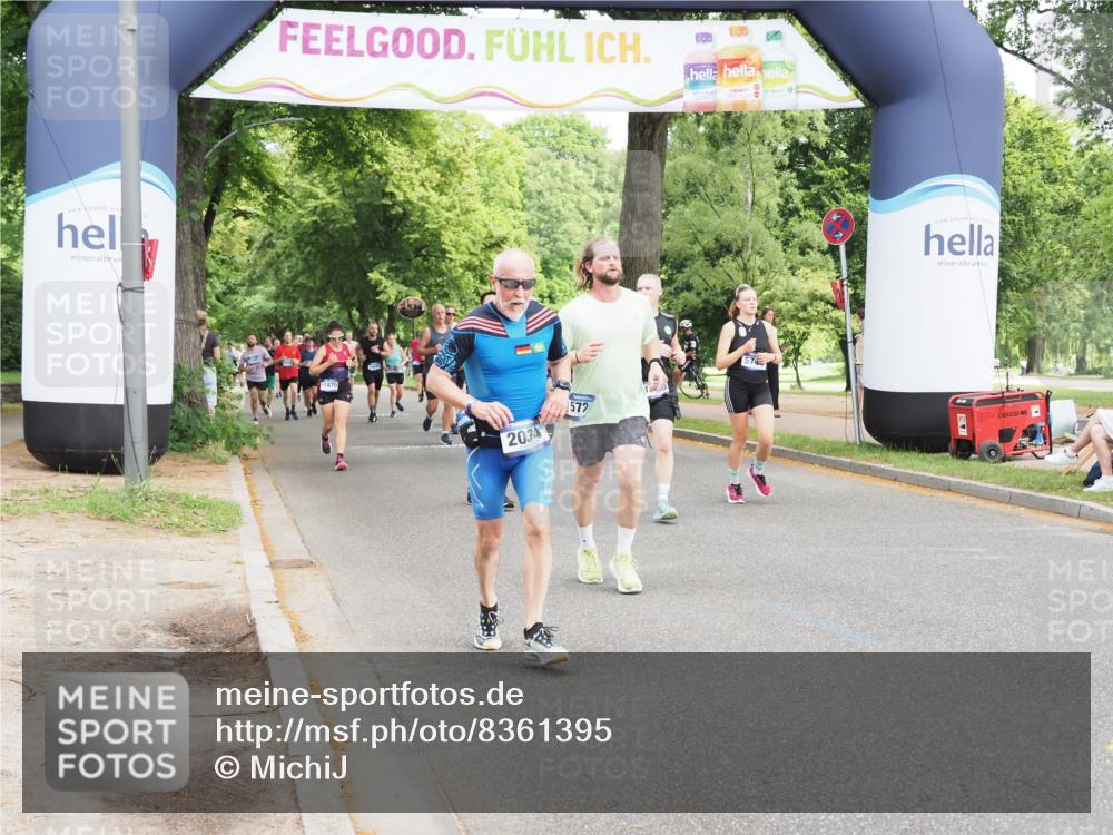 29.06.2025 - hella hamburg halbmarathon MichiJ http://msf.ph/oto/8361395 29.06.2025 10:42:57 Zwischen KM18-KM19 2034, 4249, 5643, 5721, 5744, 11039, 12440, 13394, 15134, 18719 meine-sportfotos.de