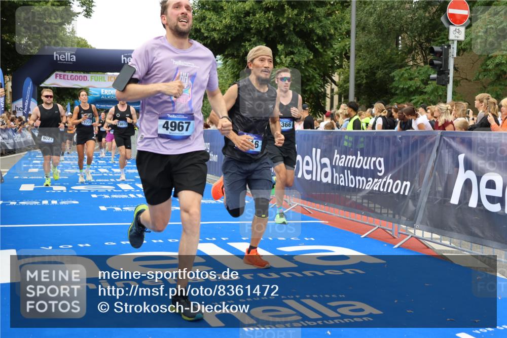 29.06.2025 - hella hamburg halbmarathon Strokosch-Dieckow http://msf.ph/oto/8361472 29.06.2025 10:51:08 Ziel 1366, 1461, 1630, 4077, 4404, 4816, 4967, 5600, 6027, 8117, 8261, 8508, 8704, 8930, 9476, 10508, 10603, 10868, 11512, 11625, 11733, 13008, 13073, 15480, 17384, 17530, 17823, 18066 meine-sportfotos.de