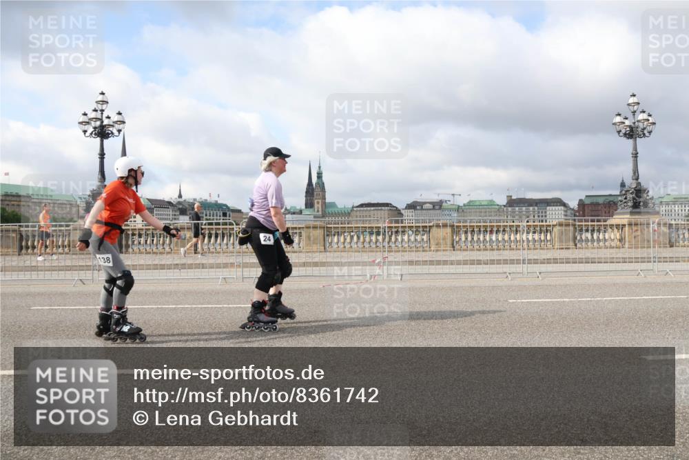 29.06.2025 - hella hamburg halbmarathon Lena Gebhardt http://msf.ph/oto/8361742 29.06.2025 09:10:14 Lombardsbrücke 138, 24 meine-sportfotos.de