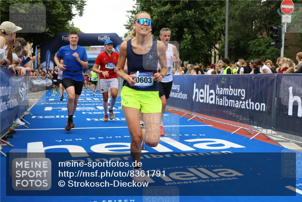 29.06.2025 - hella hamburg halbmarathon Strokosch-Dieckow http://msf.ph/oto/8361791 29.06.2025 10:51:04 Ziel 1366, 1630, 2207, 4077, 4816, 4967, 6027, 8117, 8261, 8508, 8704, 10215, 10508, 10603, 10868, 11733, 12778, 13008, 13073, 14125, 15480, 16285, 17221, 17384, 17530, 17823, 18066, 18350 meine-sportfotos.de