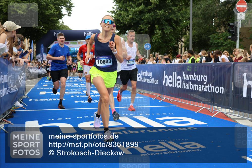 29.06.2025 - hella hamburg halbmarathon Strokosch-Dieckow http://msf.ph/oto/8361899 29.06.2025 10:51:04 Ziel 1366, 1630, 2207, 4077, 4816, 4967, 6027, 8117, 8261, 8508, 8704, 10215, 10508, 10603, 10868, 11733, 12778, 13008, 13073, 14125, 15480, 16285, 17221, 17384, 17530, 17823, 18066, 18350 meine-sportfotos.de