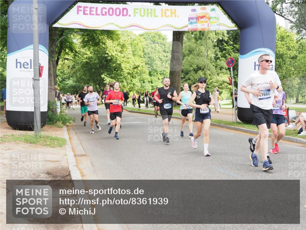 29.06.2025 - hella hamburg halbmarathon MichiJ http://msf.ph/oto/8361939 29.06.2025 10:43:03 Zwischen KM18-KM19 5744, 6759, 6924, 9884, 11870, 12440, 13394, 13691, 14363, 14588, 15407, 16620, 17201, 17660, 17993 meine-sportfotos.de