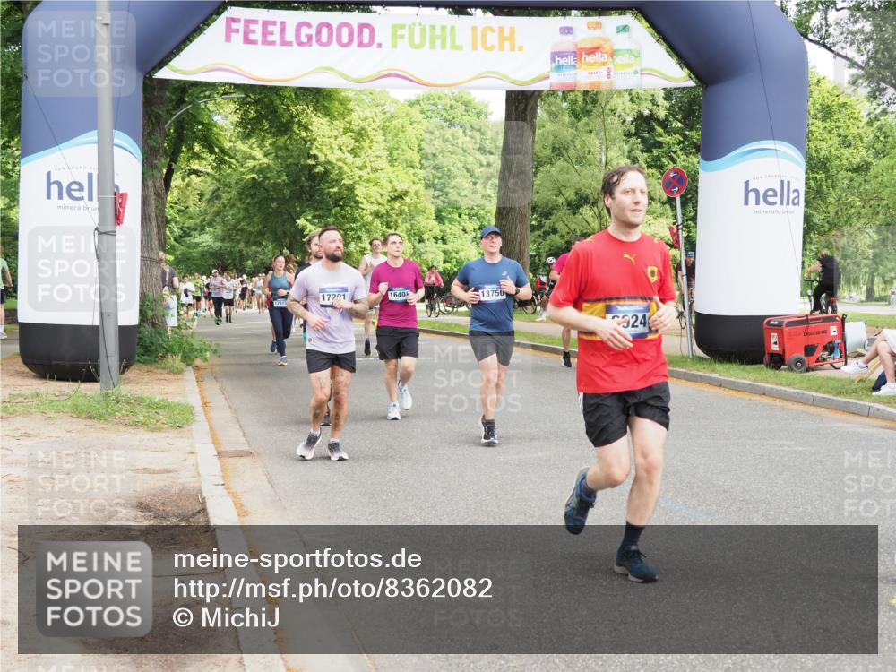 29.06.2025 - hella hamburg halbmarathon MichiJ http://msf.ph/oto/8362082 29.06.2025 10:43:05 Zwischen KM18-KM19 5744, 6759, 6924, 9884, 11870, 13394, 13691, 13750, 14363, 14588, 15407, 16401, 16620, 16786, 17201, 17660, 17993 meine-sportfotos.de