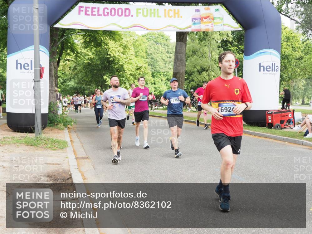 29.06.2025 - hella hamburg halbmarathon MichiJ http://msf.ph/oto/8362102 29.06.2025 10:43:06 Zwischen KM18-KM19 6759, 6924, 9884, 11870, 13691, 13750, 14363, 14588, 15407, 16401, 16620, 16786, 17201, 17660, 17993 meine-sportfotos.de