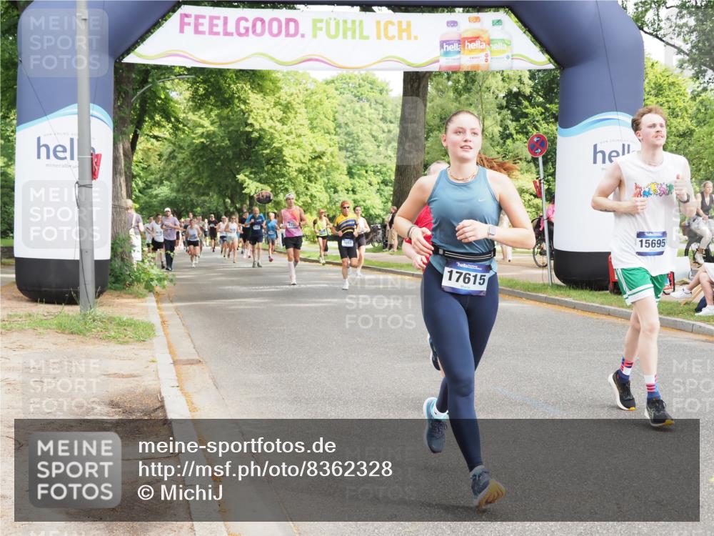 29.06.2025 - hella hamburg halbmarathon MichiJ http://msf.ph/oto/8362328 29.06.2025 10:43:11 Zwischen KM18-KM19 1180, 8330, 11590, 13691, 13750, 15407, 15695, 16401, 16786, 17201, 17615 meine-sportfotos.de