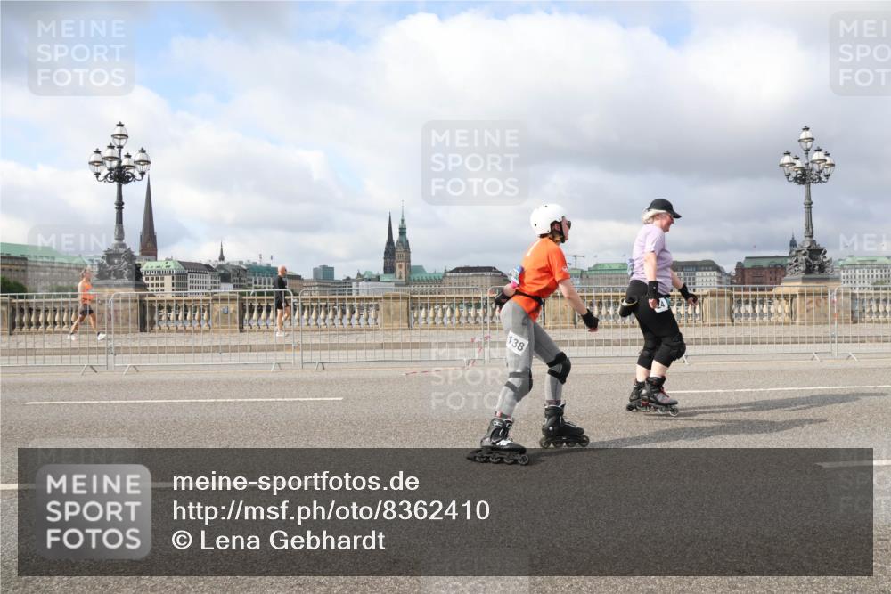 29.06.2025 - hella hamburg halbmarathon Lena Gebhardt http://msf.ph/oto/8362410 29.06.2025 09:10:15 Lombardsbrücke 138 meine-sportfotos.de