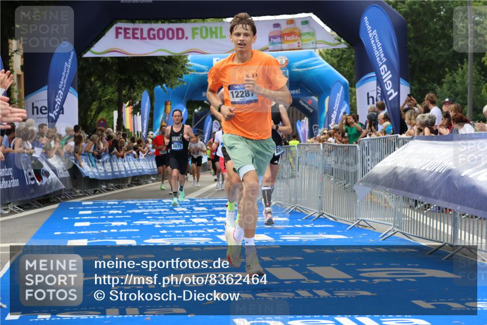 29.06.2025 - hella hamburg halbmarathon Strokosch-Dieckow http://msf.ph/oto/8362464 29.06.2025 10:29:17 Ziel 2075, 8975, 9571, 12287, 12337, 13838, 14164, 14395, 15880, 18737, 19203 meine-sportfotos.de