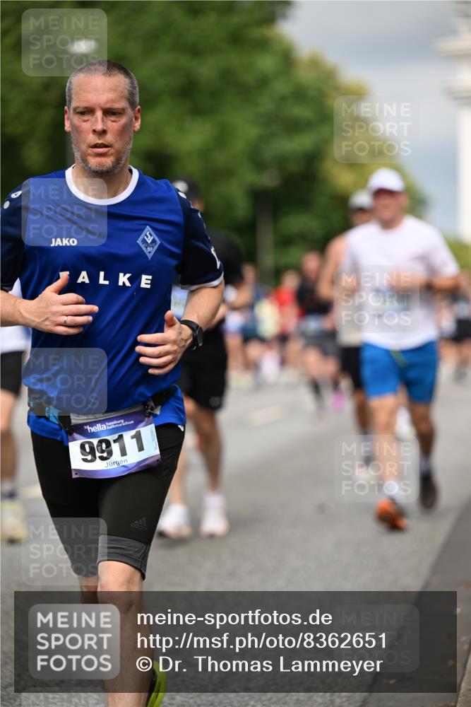 29.06.2025 - hella hamburg halbmarathon Dr. Thomas Lammeyer http://msf.ph/oto/8362651 29.06.2025 10:19:10 Kennedybrücke 1296, 1379, 1524, 1575, 1745, 1890, 2110, 2281, 3507, 3509, 3513, 3650, 4492, 4494, 4495, 4641, 5271, 5608, 5739, 5800, 5981, 5986, 6248, 6287, 6317, 6710, 7439, 7452, 7809, 7810, 8237, 8239, 8256, 8275, 8609, 8854, 9113, 9423, 9911, 9975, 9997, 10589, 10717, 10775, 10858, 11271 meine-sportfotos.de