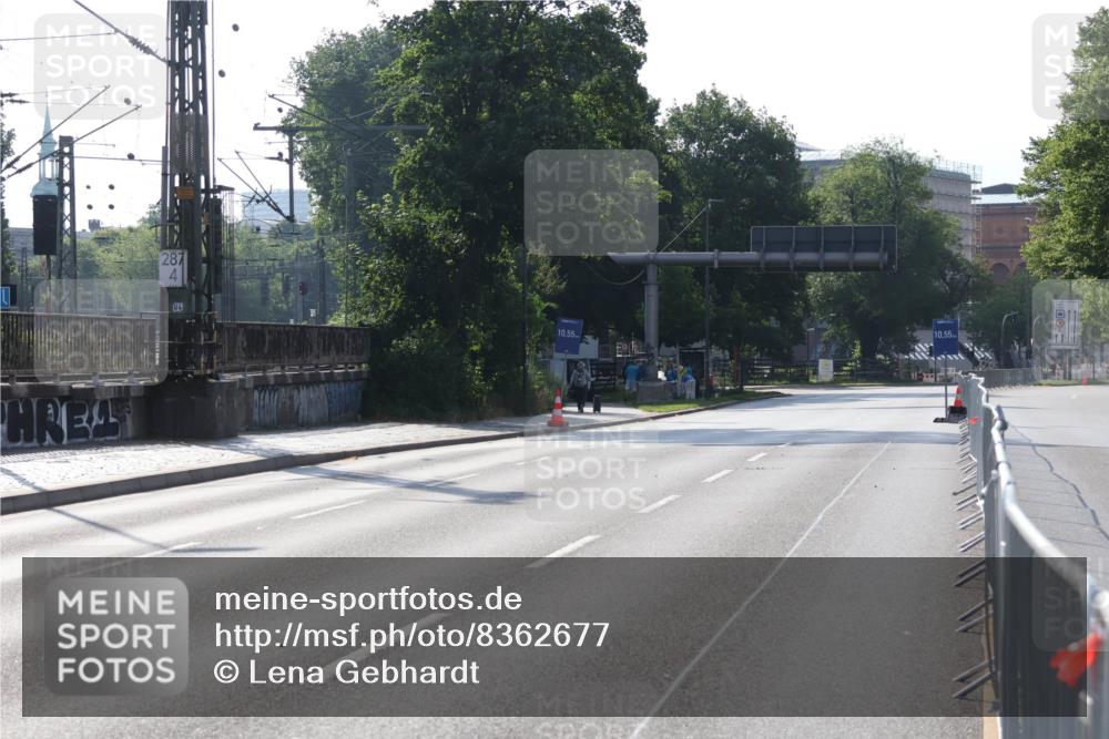 29.06.2025 - hella hamburg halbmarathon Lena Gebhardt http://msf.ph/oto/8362677 29.06.2025 08:27:59 Lombardsbrücke 287, 4, 10, 55, 10, 55 meine-sportfotos.de