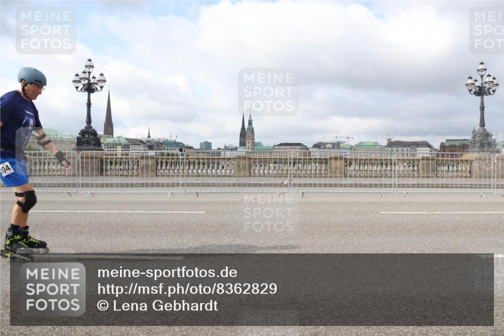 29.06.2025 - hella hamburg halbmarathon Lena Gebhardt http://msf.ph/oto/8362829 29.06.2025 09:10:36 Lombardsbrücke 204 meine-sportfotos.de