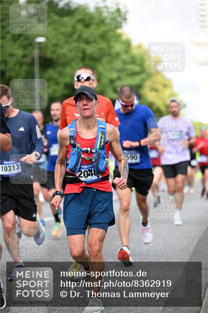 29.06.2025 - hella hamburg halbmarathon Dr. Thomas Lammeyer http://msf.ph/oto/8362919 29.06.2025 09:56:46 Kennedybrücke 1012, 1070, 1163, 1176, 1391, 1558, 1613, 1735, 1759, 1782, 2048, 2189, 2213, 2402, 2590, 2788, 2970, 3021, 3098, 3146, 3304, 3907, 3917, 3928, 4091, 4277, 4933, 4981, 4997, 5623, 5624, 5682, 6081, 6152, 6712, 6716, 7005, 7093, 7147, 7204, 7322, 7325, 7450, 7599, 7765, 7843, 8063, 8145, 8664, 8694, 8704, 8722, 8819, 9081, 9213, 9232, 9374, 9534, 9538, 9540, 9585, 9794, 10000, 10208, 10246, 10313, 10750, 10969, 11094, 11153, 11291, 11346 meine-sportfotos.de