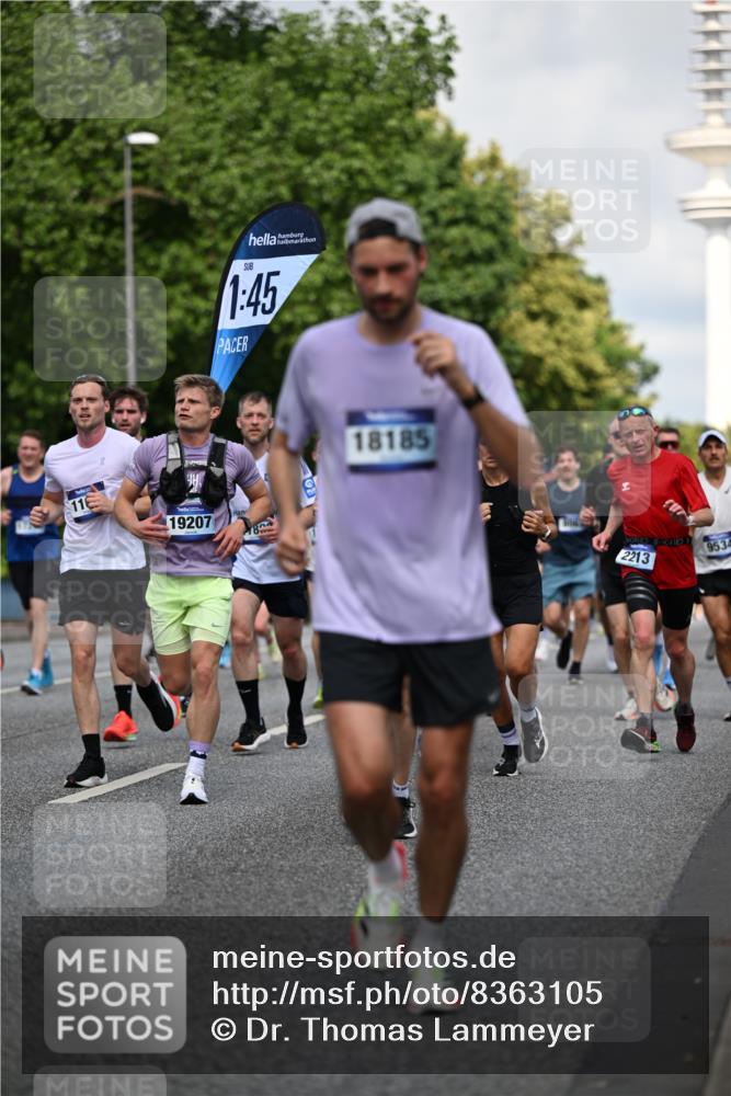 29.06.2025 - hella hamburg halbmarathon Dr. Thomas Lammeyer http://msf.ph/oto/8363105 29.06.2025 09:56:48 Kennedybrücke 1012, 1070, 1163, 1176, 1391, 1558, 1613, 1735, 1759, 1782, 2048, 2189, 2213, 2365, 2402, 2590, 2788, 2970, 3021, 3098, 3146, 3304, 3907, 3917, 3928, 4091, 4277, 4933, 4981, 4997, 5623, 5624, 5682, 5692, 6081, 6152, 6712, 6716, 7005, 7093, 7147, 7204, 7322, 7450, 7599, 7765, 8063, 8145, 8664, 8694, 8704, 8722, 8819, 9213, 9232, 9374, 9534, 9538, 9540, 9544, 9585, 9794, 10208, 10246, 10313, 10750, 10969, 11094, 11153, 11291, 11346 meine-sportfotos.de