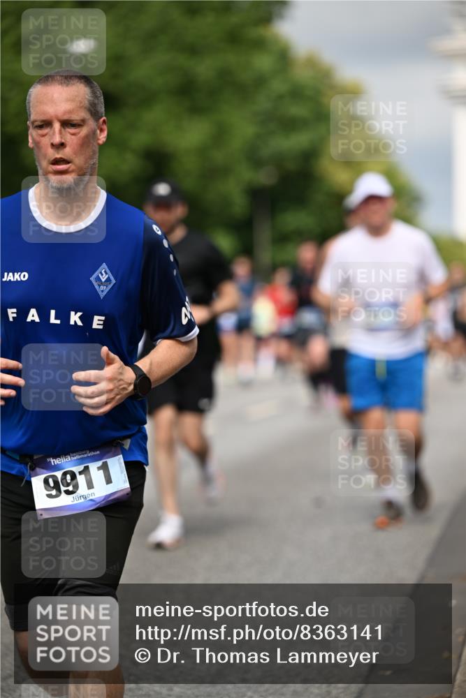 29.06.2025 - hella hamburg halbmarathon Dr. Thomas Lammeyer http://msf.ph/oto/8363141 29.06.2025 10:19:11 Kennedybrücke 1296, 1379, 1524, 1575, 1745, 1890, 2110, 2281, 3507, 3509, 3513, 3650, 4492, 4494, 4495, 4641, 5069, 5271, 5608, 5739, 5800, 5981, 5986, 6248, 6287, 6317, 6710, 7439, 7452, 7809, 7810, 8237, 8239, 8256, 8609, 9113, 9423, 9911, 9975, 9997, 10589, 10717, 10775, 10858, 11271 meine-sportfotos.de
