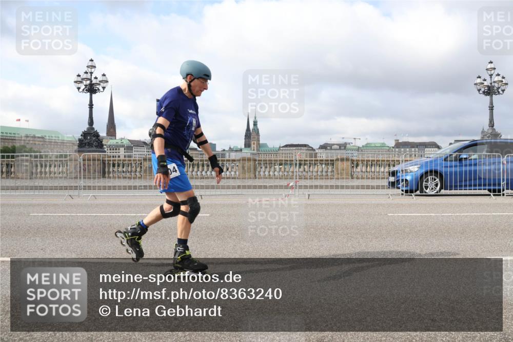 29.06.2025 - hella hamburg halbmarathon Lena Gebhardt http://msf.ph/oto/8363240 29.06.2025 09:10:36 Lombardsbrücke 04 meine-sportfotos.de