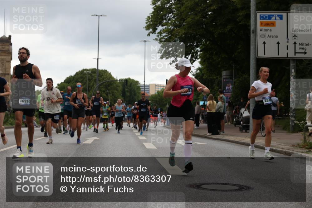 29.06.2025 - hella hamburg halbmarathon Yannick Fuchs http://msf.ph/oto/8363307 29.06.2025 10:53:18 20KM 2006, 2348, 2584, 2677, 2957, 2978, 3114, 3181, 3279, 3425, 3983, 4088, 4592, 5347, 5885, 6087, 6202, 6220, 6438, 6997, 7031, 7223, 7287, 8290, 10036, 10587, 10759, 10896, 10943, 11935, 11938, 12206, 12261, 12564, 12633, 12736, 12862, 13583, 13761, 14375, 14567, 14732, 14902, 14928, 14965, 15232, 15240, 15284, 15824, 16160, 16341, 16910, 16980, 17017, 17176, 17346, 17503, 17630, 18153, 18266, 18327, 18467, 18485, 18716, 19015, 19160 meine-sportfotos.de