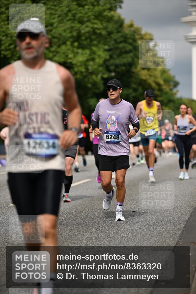 29.06.2025 - hella hamburg halbmarathon Dr. Thomas Lammeyer http://msf.ph/oto/8363320 29.06.2025 10:19:14 Kennedybrücke 1296, 1379, 1524, 1575, 1745, 1890, 2110, 2281, 3513, 3650, 4492, 4494, 4495, 5069, 5271, 5608, 5739, 5981, 5986, 6248, 6287, 6317, 6710, 7439, 7452, 7809, 7810, 8237, 8239, 8256, 8609, 9113, 9423, 9657, 9911, 9975, 9997, 10775, 10858, 11271 meine-sportfotos.de