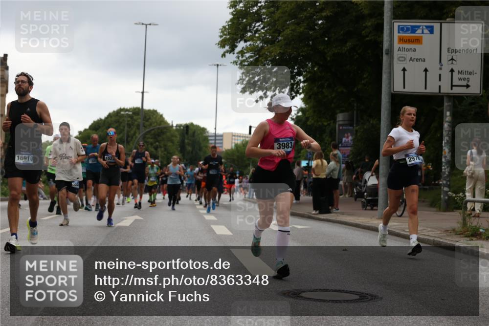 29.06.2025 - hella hamburg halbmarathon Yannick Fuchs http://msf.ph/oto/8363348 29.06.2025 10:53:18 20KM 2006, 2348, 2584, 2677, 2957, 2978, 3114, 3181, 3279, 3425, 3983, 4088, 4592, 5347, 5885, 6087, 6202, 6220, 6438, 6997, 7031, 7223, 7287, 8290, 10036, 10587, 10759, 10896, 10943, 11935, 11938, 12206, 12261, 12564, 12633, 12736, 12862, 13583, 13761, 14375, 14567, 14732, 14902, 14928, 14965, 15232, 15240, 15284, 15824, 16160, 16341, 16910, 16980, 17017, 17176, 17346, 17503, 17630, 18153, 18266, 18327, 18467, 18485, 18716, 19015, 19160 meine-sportfotos.de