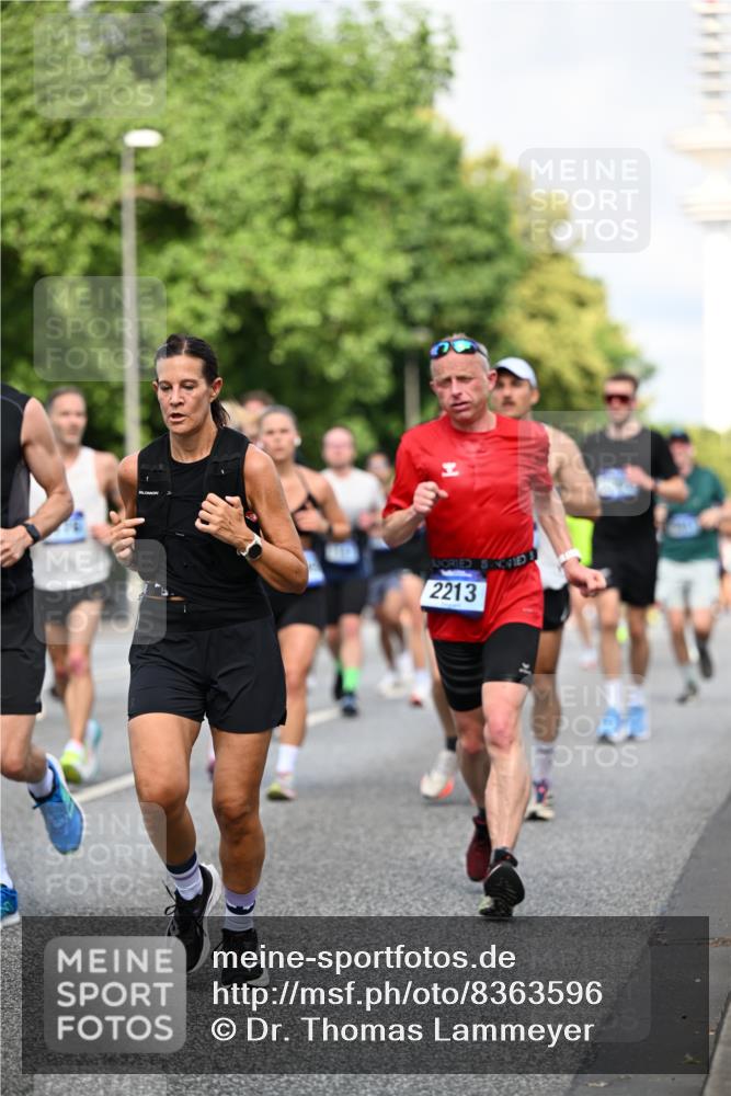29.06.2025 - hella hamburg halbmarathon Dr. Thomas Lammeyer http://msf.ph/oto/8363596 29.06.2025 09:56:51 Kennedybrücke 1012, 1163, 1176, 1391, 1558, 1735, 1759, 2048, 2189, 2213, 2234, 2365, 2402, 2590, 2623, 2788, 2970, 3021, 3146, 3304, 3907, 3917, 3928, 4091, 4277, 4310, 4553, 4933, 4981, 4997, 5022, 5623, 5624, 5682, 5692, 6081, 6152, 6375, 6712, 6716, 7005, 7093, 7147, 7204, 7322, 7450, 7765, 8063, 8145, 8664, 8694, 8704, 8722, 8819, 9213, 9232, 9374, 9534, 9538, 9540, 9544, 9585, 9794, 10208, 10246, 10313, 10969, 11094, 11153, 11291 meine-sportfotos.de