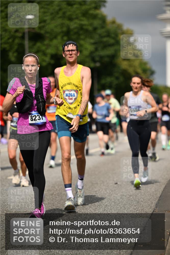 29.06.2025 - hella hamburg halbmarathon Dr. Thomas Lammeyer http://msf.ph/oto/8363654 29.06.2025 10:19:17 Kennedybrücke 1379, 1524, 1575, 1890, 2110, 2494, 3513, 3650, 4007, 4492, 4494, 4495, 5069, 5271, 5739, 5981, 5986, 6248, 6287, 6317, 7439, 7452, 7809, 7810, 8237, 8609, 9113, 9423, 9657, 9911, 9975, 9997, 10775, 10858, 10963 meine-sportfotos.de