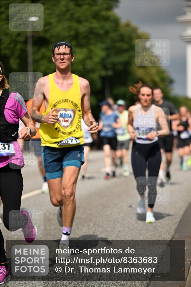 29.06.2025 - hella hamburg halbmarathon Dr. Thomas Lammeyer http://msf.ph/oto/8363683 29.06.2025 10:19:18 Kennedybrücke 1524, 1575, 1890, 2110, 2494, 3513, 3650, 4007, 4492, 4494, 5069, 5271, 5739, 5981, 5986, 6248, 6287, 6317, 7439, 7452, 7809, 7810, 8237, 8609, 9113, 9423, 9657, 9847, 9911, 9975, 9997, 10775, 10858, 10963 meine-sportfotos.de