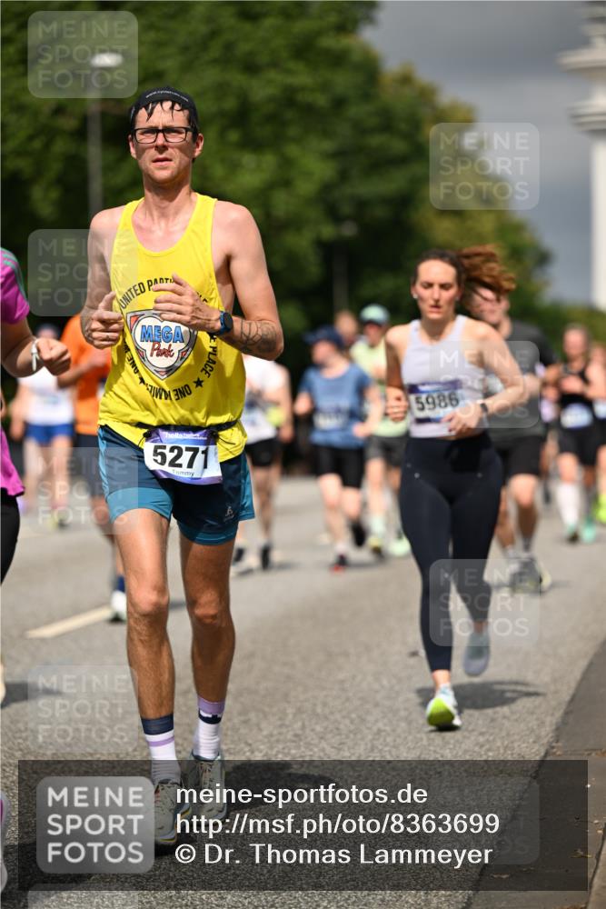 29.06.2025 - hella hamburg halbmarathon Dr. Thomas Lammeyer http://msf.ph/oto/8363699 29.06.2025 10:19:18 Kennedybrücke 1524, 1575, 1890, 2110, 2494, 3513, 3650, 4007, 4492, 4494, 5069, 5271, 5739, 5981, 5986, 6248, 6287, 6317, 7439, 7452, 7809, 7810, 8237, 8609, 9113, 9423, 9657, 9847, 9911, 9975, 9997, 10775, 10858, 10963 meine-sportfotos.de