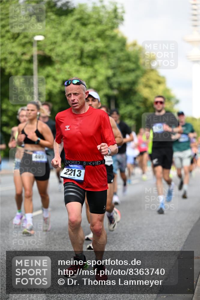 29.06.2025 - hella hamburg halbmarathon Dr. Thomas Lammeyer http://msf.ph/oto/8363740 29.06.2025 09:56:52 Kennedybrücke 1012, 1163, 1176, 1391, 1558, 1735, 1759, 2048, 2189, 2213, 2234, 2365, 2402, 2590, 2623, 2788, 2970, 3021, 3146, 3304, 3907, 3917, 4091, 4277, 4310, 4553, 4933, 4997, 5022, 5623, 5624, 5682, 5692, 6081, 6152, 6375, 6460, 6712, 6716, 7005, 7093, 7147, 7204, 7322, 7450, 7765, 8063, 8145, 8694, 8704, 8722, 8819, 9213, 9232, 9303, 9305, 9374, 9534, 9538, 9544, 9585, 9794, 10208, 10246, 10313, 10969, 11094, 11153, 11291 meine-sportfotos.de