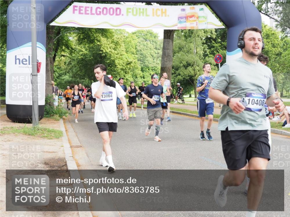 29.06.2025 - hella hamburg halbmarathon MichiJ http://msf.ph/oto/8363785 29.06.2025 10:43:32 Zwischen KM18-KM19 1130, 1485, 2083, 2250, 2741, 2996, 4813, 5492, 7547, 8968, 9246, 9727, 9903, 10133, 10408, 10665, 13064, 14737, 15431, 16434, 17828, 18117, 18867, 18899, 19184 meine-sportfotos.de