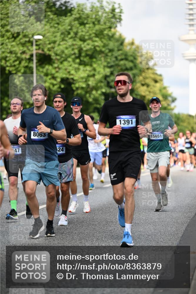 29.06.2025 - hella hamburg halbmarathon Dr. Thomas Lammeyer http://msf.ph/oto/8363879 29.06.2025 09:56:54 Kennedybrücke 1012, 1163, 1176, 1391, 1558, 1735, 1759, 2048, 2189, 2213, 2234, 2365, 2402, 2590, 2623, 2788, 2970, 3021, 3146, 3304, 3907, 4091, 4277, 4310, 4553, 4933, 4997, 5022, 5623, 5624, 5682, 5692, 6081, 6203, 6375, 6460, 6712, 7147, 7204, 7322, 7450, 7765, 8063, 8145, 8704, 8722, 8819, 9213, 9232, 9303, 9305, 9374, 9534, 9538, 9544, 9585, 9794, 10208, 10246, 10313, 10969, 11094, 11153, 11291 meine-sportfotos.de