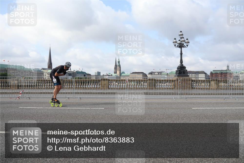 29.06.2025 - hella hamburg halbmarathon Lena Gebhardt http://msf.ph/oto/8363883 29.06.2025 08:48:43 Lombardsbrücke  meine-sportfotos.de