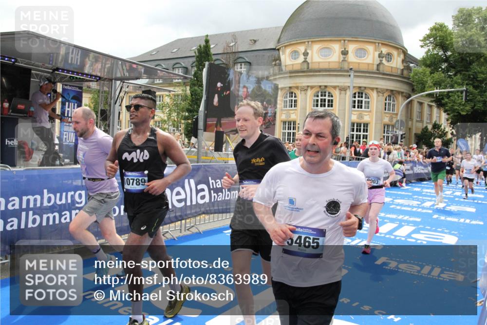 29.06.2025 - hella hamburg halbmarathon Michael Strokosch http://msf.ph/oto/8363989 29.06.2025 10:56:21 Ziel 1193, 4029, 5465, 5672, 7547, 9903, 10789, 11231, 11309, 12348, 15300, 15484, 16113, 16375, 16634, 17468, 18117, 18495, 18652, 18741, 19152 meine-sportfotos.de