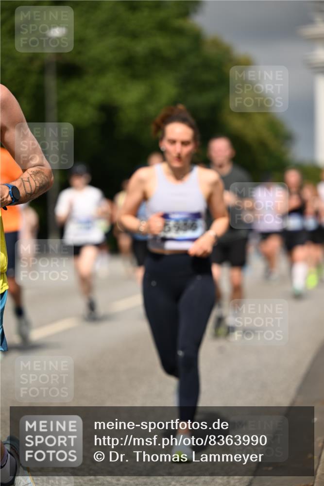 29.06.2025 - hella hamburg halbmarathon Dr. Thomas Lammeyer http://msf.ph/oto/8363990 29.06.2025 10:19:19 Kennedybrücke 1524, 1890, 2110, 2494, 3513, 3650, 4007, 4466, 4492, 4494, 5069, 5271, 5739, 5981, 5986, 6248, 6287, 6317, 6376, 7439, 7452, 7809, 7810, 8237, 8609, 9113, 9423, 9657, 9847, 9911, 9975, 9997, 10775, 10858, 10963 meine-sportfotos.de