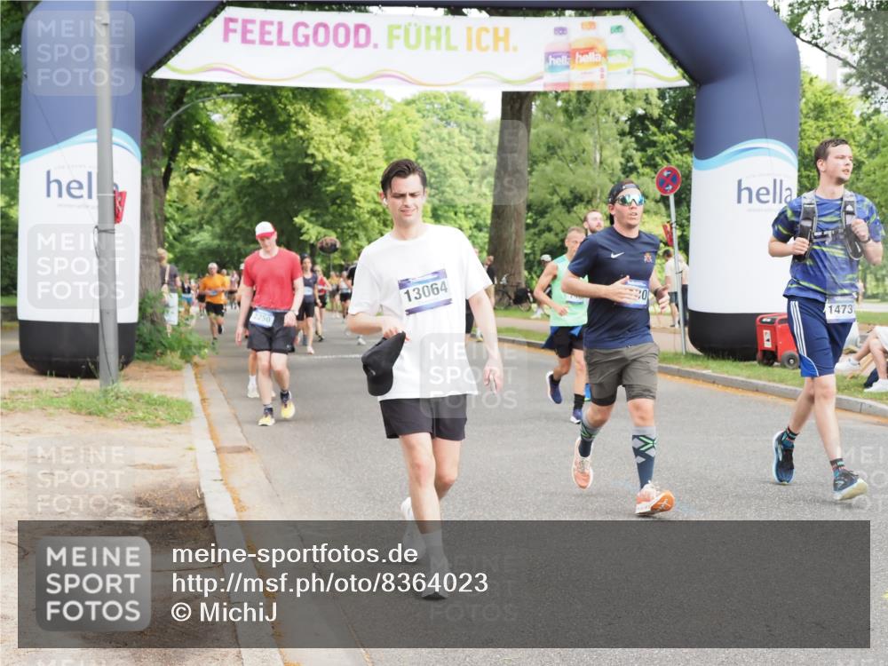 29.06.2025 - hella hamburg halbmarathon MichiJ http://msf.ph/oto/8364023 29.06.2025 10:43:33 Zwischen KM18-KM19 1130, 1485, 2083, 2250, 5492, 7547, 8825, 8968, 9246, 9727, 9903, 10133, 10408, 10665, 12196, 13064, 14139, 14737, 15431, 16434, 18867, 19184 meine-sportfotos.de