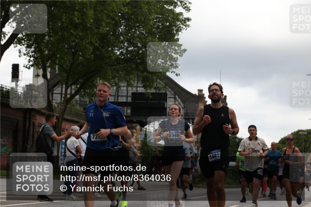 29.06.2025 - hella hamburg halbmarathon Yannick Fuchs http://msf.ph/oto/8364036 29.06.2025 10:53:19 20KM 2006, 2348, 2584, 2677, 2957, 2978, 3114, 3181, 3279, 3425, 3983, 4088, 4592, 4796, 5347, 5885, 6087, 6202, 6220, 6438, 6997, 7031, 7223, 7287, 8290, 10036, 10587, 10759, 10896, 10943, 11935, 11938, 12206, 12261, 12564, 12633, 12736, 12862, 13583, 13761, 14567, 14732, 14902, 14928, 14965, 15232, 15240, 15284, 15824, 16160, 16341, 16910, 16980, 17017, 17176, 17503, 17630, 18153, 18266, 18327, 18467, 18485, 18716, 19015, 19160 meine-sportfotos.de