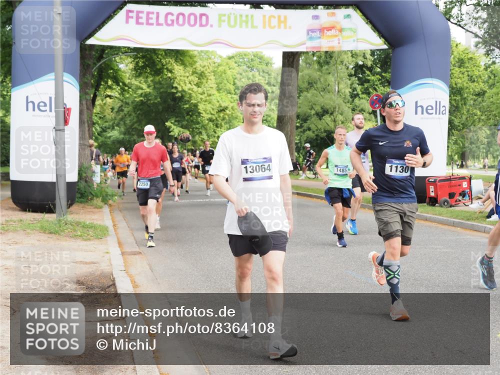 29.06.2025 - hella hamburg halbmarathon MichiJ http://msf.ph/oto/8364108 29.06.2025 10:43:34 Zwischen KM18-KM19 1130, 1485, 2250, 5492, 7547, 8825, 8968, 9246, 9727, 9903, 10133, 10408, 10665, 12196, 13064, 14139, 14737, 15431, 16434, 18867 meine-sportfotos.de