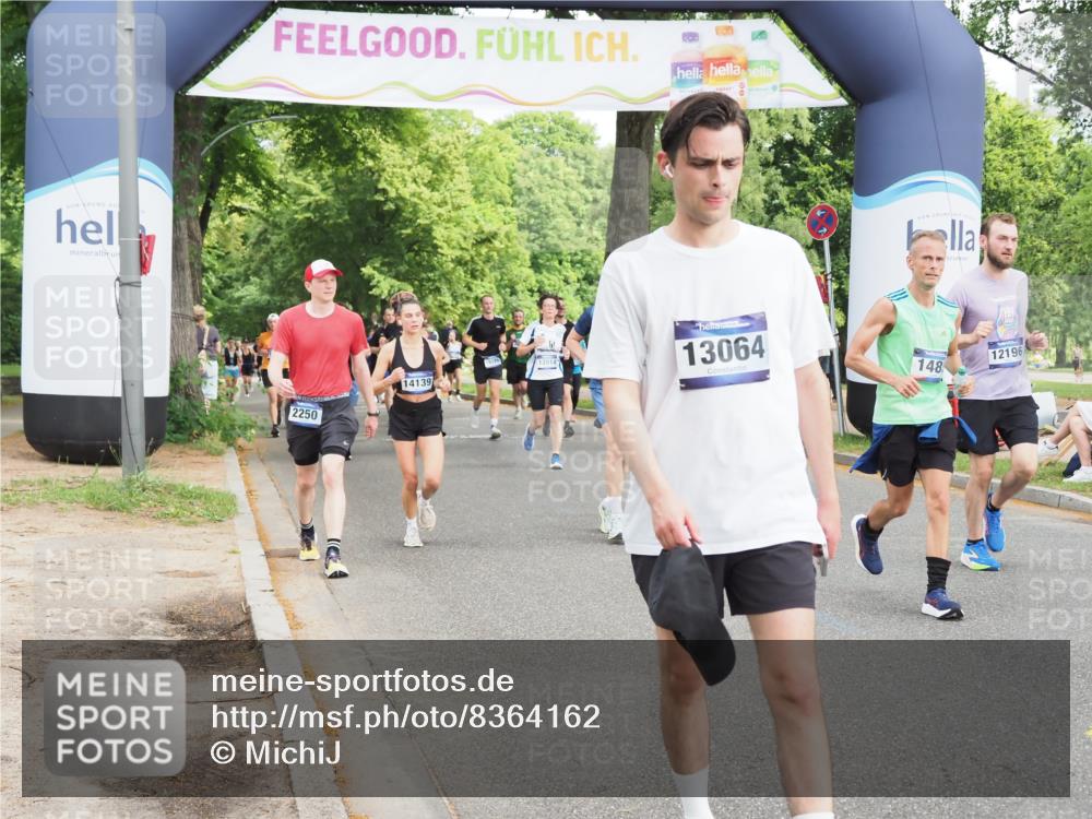 29.06.2025 - hella hamburg halbmarathon MichiJ http://msf.ph/oto/8364162 29.06.2025 10:43:35 Zwischen KM18-KM19 1130, 1485, 2250, 5492, 7547, 8825, 8968, 9246, 9903, 10133, 10408, 10665, 12014, 12196, 14139, 14737, 15090, 15431, 18867 meine-sportfotos.de