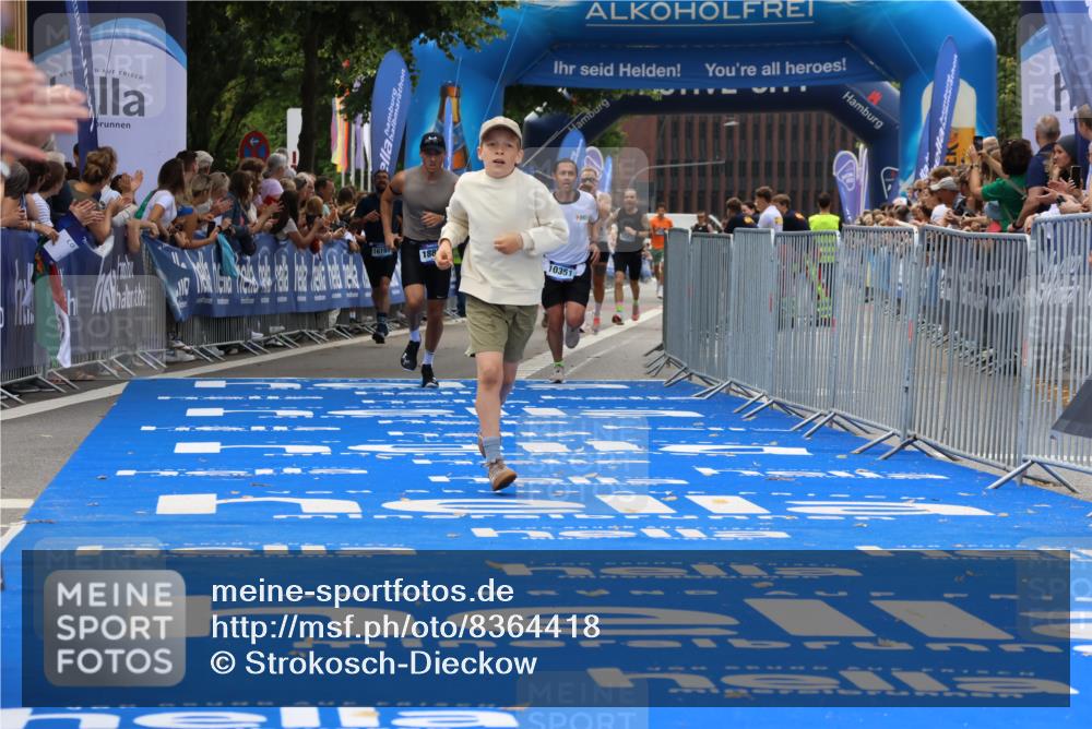 29.06.2025 - hella hamburg halbmarathon Strokosch-Dieckow http://msf.ph/oto/8364418 29.06.2025 10:28:58 Ziel 1827, 10351, 16157, 18874, 19142 meine-sportfotos.de