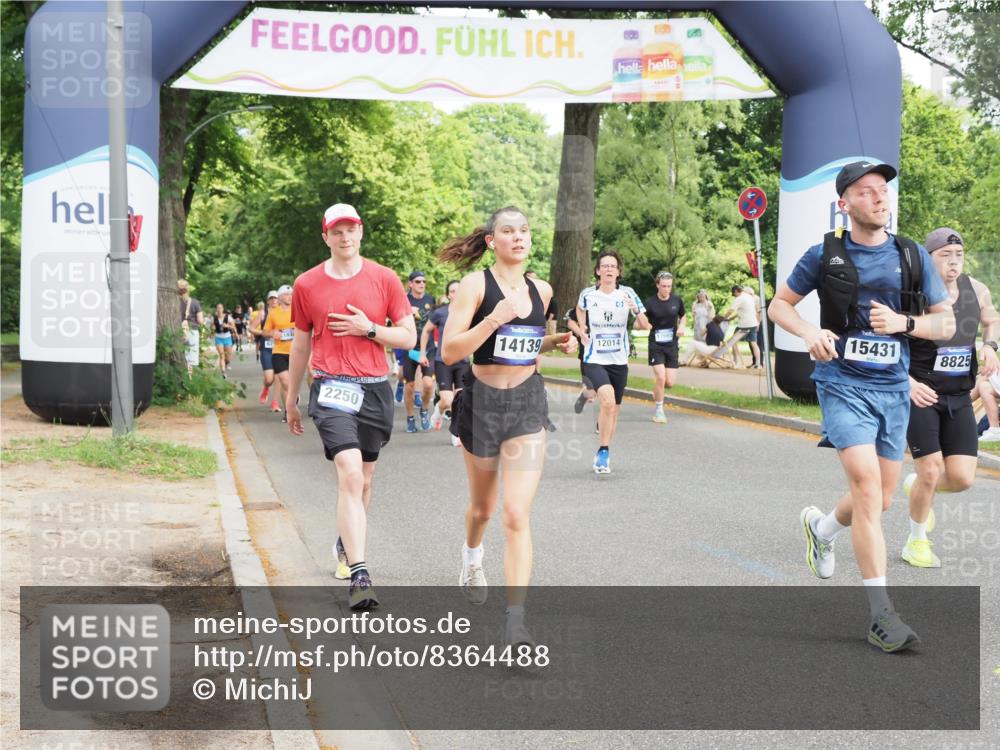 29.06.2025 - hella hamburg halbmarathon MichiJ http://msf.ph/oto/8364488 29.06.2025 10:43:36 Zwischen KM18-KM19 1130, 1485, 2250, 5492, 6399, 8825, 8968, 9246, 9903, 10408, 12014, 12196, 14139, 14737, 15090, 15125, 15431, 17665 meine-sportfotos.de