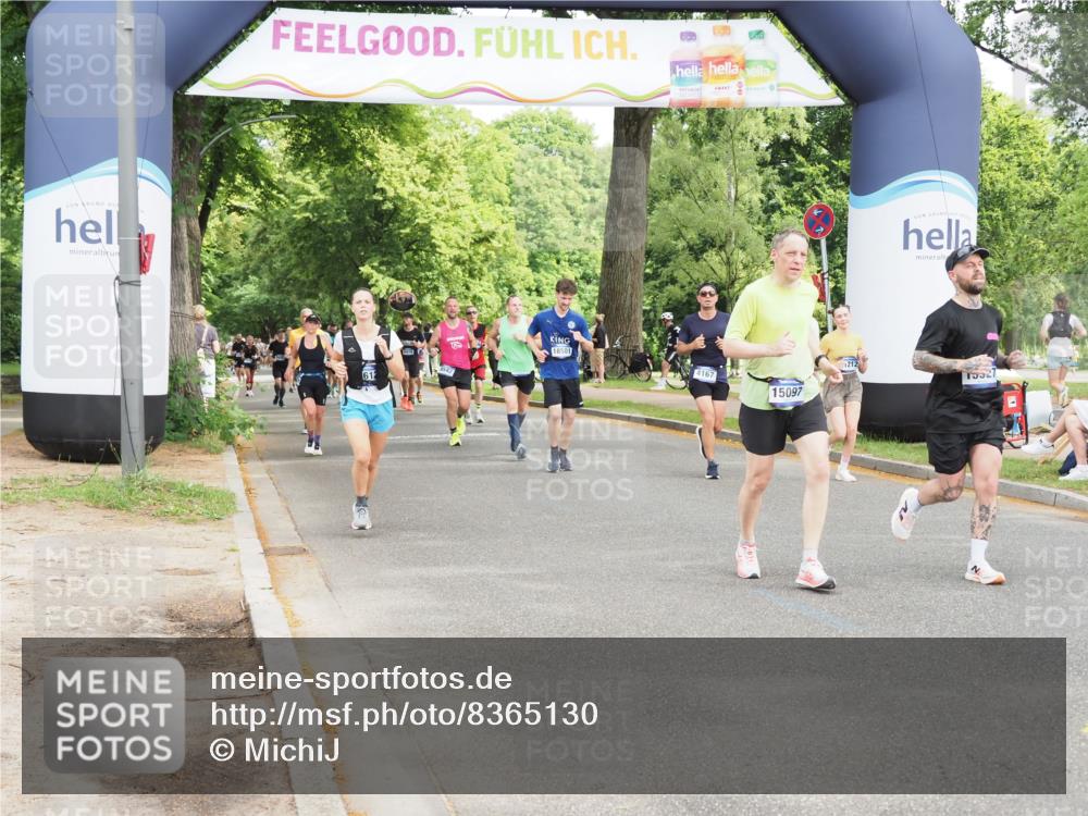 29.06.2025 - hella hamburg halbmarathon MichiJ http://msf.ph/oto/8365130 29.06.2025 10:43:43 Zwischen KM18-KM19 1583, 4167, 6272, 6399, 7659, 8669, 11832, 12014, 12585, 13465, 15090, 15097, 15125, 15527, 15712, 17268, 17665, 18501 meine-sportfotos.de