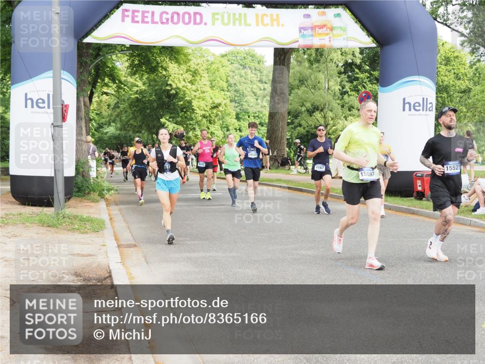 29.06.2025 - hella hamburg halbmarathon MichiJ http://msf.ph/oto/8365166 29.06.2025 10:43:43 Zwischen KM18-KM19 1583, 4167, 6272, 6399, 7659, 8669, 11832, 12014, 12585, 13465, 15090, 15097, 15125, 15527, 15712, 17268, 17665, 18501 meine-sportfotos.de