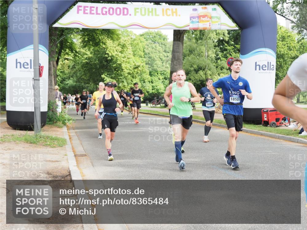 29.06.2025 - hella hamburg halbmarathon MichiJ http://msf.ph/oto/8365484 29.06.2025 10:43:46 Zwischen KM18-KM19 1583, 4167, 5033, 7659, 7716, 8652, 11212, 11612, 11832, 13465, 15097, 15527, 15712, 18501 meine-sportfotos.de