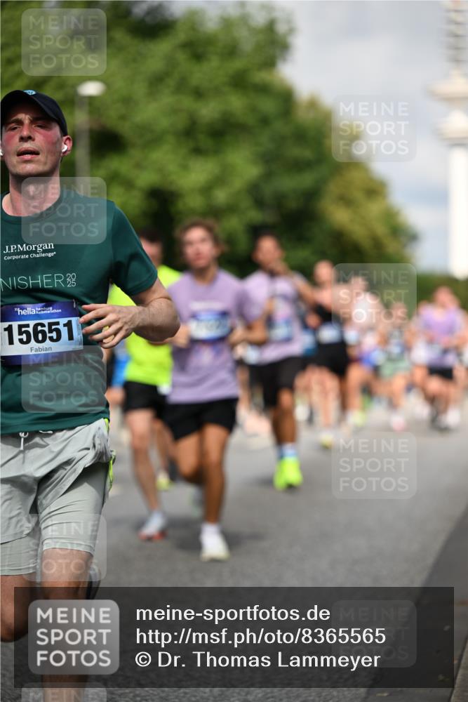 29.06.2025 - hella hamburg halbmarathon Dr. Thomas Lammeyer http://msf.ph/oto/8365565 29.06.2025 09:56:57 Kennedybrücke 1163, 1176, 1391, 1558, 1735, 1759, 2048, 2213, 2234, 2365, 2402, 2590, 2623, 2788, 2970, 3146, 3186, 3304, 3907, 4091, 4310, 4553, 4997, 5022, 5623, 5624, 5692, 6071, 6081, 6203, 6375, 6460, 6712, 7147, 7204, 7322, 7448, 7450, 7765, 8063, 8704, 8819, 9232, 9303, 9305, 9374, 9534, 9544, 9585, 9794, 10208, 10246, 10313, 11094, 11153, 11291 meine-sportfotos.de
