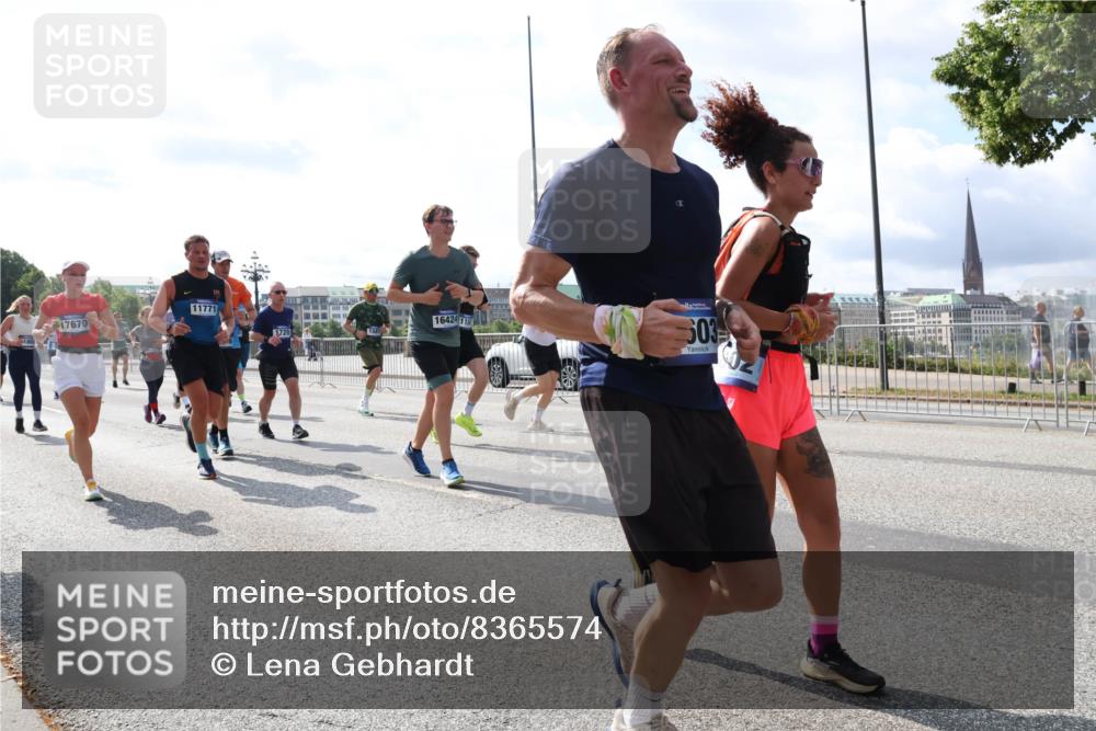 29.06.2025 - hella hamburg halbmarathon Lena Gebhardt http://msf.ph/oto/8365574 29.06.2025 10:01:51 Lombardsbrücke 180, 11771, 17670, 16424, 17, 1729, 503, 1184, 1329, 1364, 1453, 1464, 1653, 1722, 1724, 1729, 1881, 1940, 2167, 2591, 2806, 2957, 3039, 3169, 3199, 3425, 3663, 4286, 4322, 4328, 4649, 4663, 5547, 5570, 5602, 5603, 5675, 5742, 6087, 6166, 6281, 6302, 6327, 6438, 6595, 6921, 7189, 7223, 7243, 7287, 8030, 8191, 8392, 8578, 8691, 8822, 8926, 9230, 9741, 9928, 10177, 10281, 10301, 10882, 10915, 11043, 12316, 14471, 14660, 14677, 16420 meine-sportfotos.de