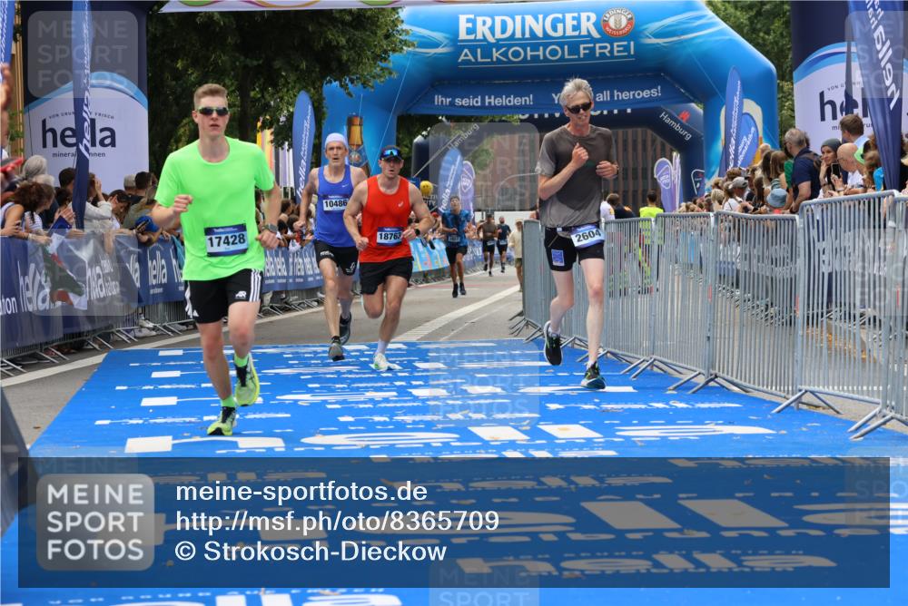 29.06.2025 - hella hamburg halbmarathon Strokosch-Dieckow http://msf.ph/oto/8365709 29.06.2025 10:28:45 Ziel 1953, 2604, 3968, 6090, 10486, 15655, 17428, 18763 meine-sportfotos.de