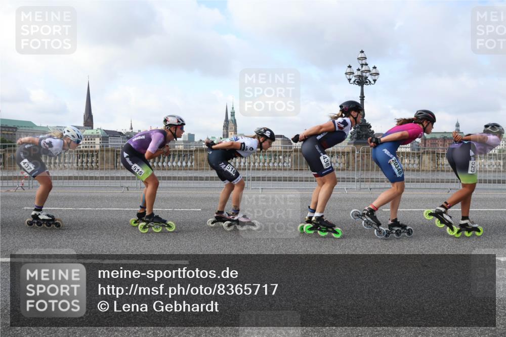 29.06.2025 - hella hamburg halbmarathon Lena Gebhardt http://msf.ph/oto/8365717 29.06.2025 08:49:00 Lombardsbrücke 437, 515, 14516, 438, 20348 meine-sportfotos.de
