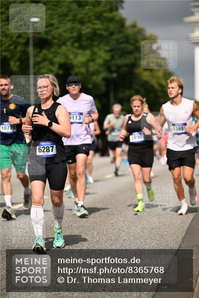 29.06.2025 - hella hamburg halbmarathon Dr. Thomas Lammeyer http://msf.ph/oto/8365768 29.06.2025 10:19:25 Kennedybrücke 1890, 2110, 2494, 2720, 2989, 3417, 3513, 4007, 4466, 4492, 4494, 5069, 5271, 5739, 5986, 6248, 6287, 6376, 6576, 7452, 7809, 7810, 8237, 8609, 9113, 9423, 9556, 9657, 9847, 9997, 10775, 10963 meine-sportfotos.de