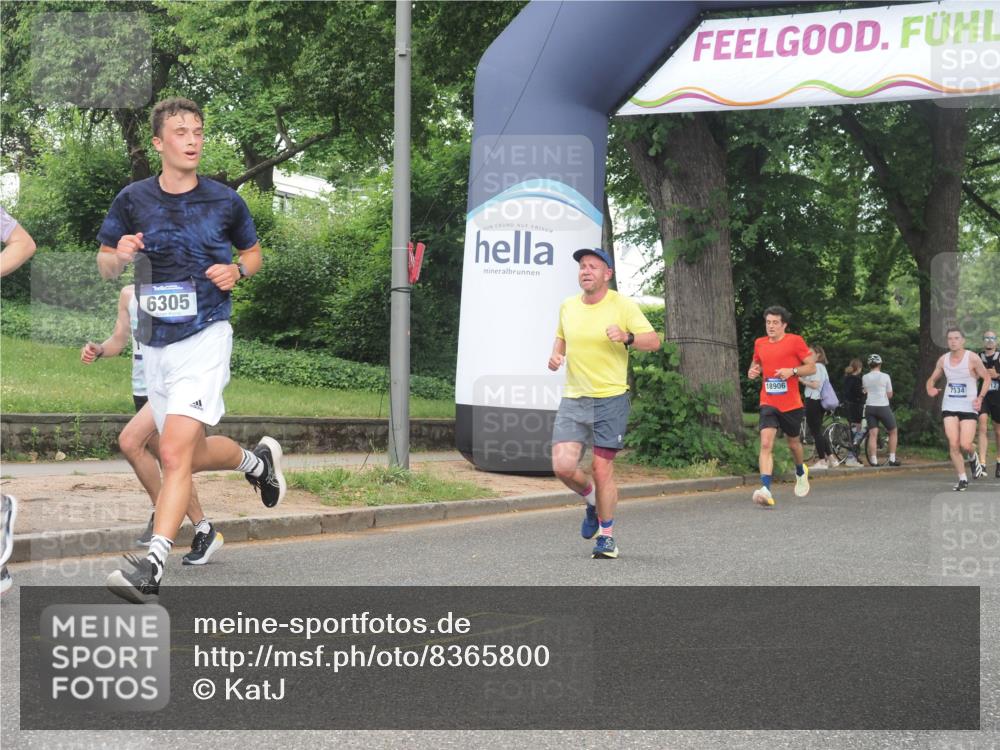 29.06.2025 - hella hamburg halbmarathon KatJ http://msf.ph/oto/8365800 29.06.2025 10:23:01 Zwischen KM18-KM19 1053, 1080, 2243, 5193, 6305 meine-sportfotos.de