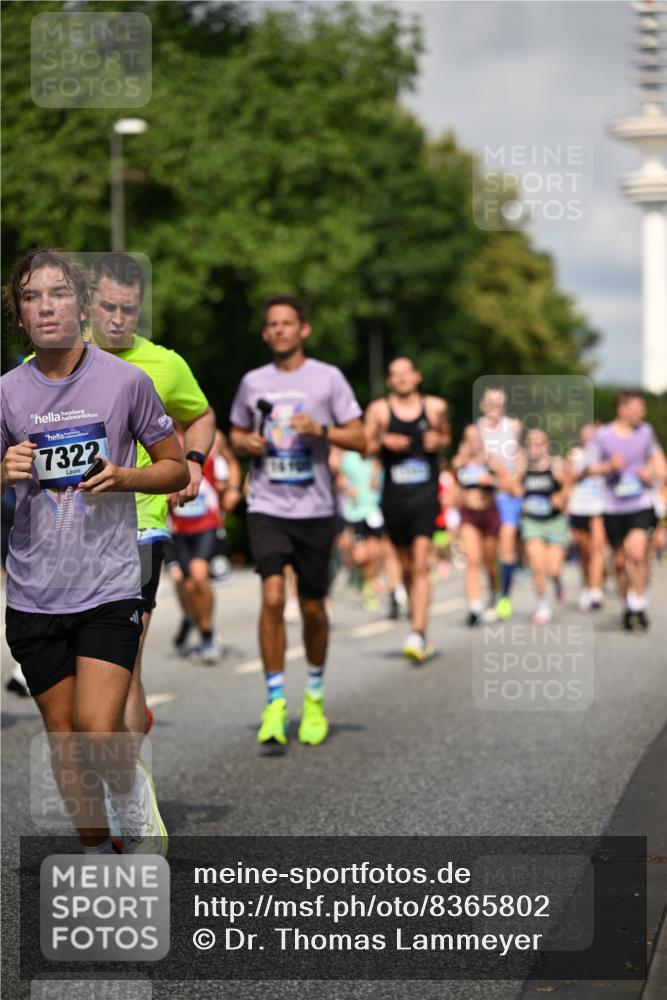 29.06.2025 - hella hamburg halbmarathon Dr. Thomas Lammeyer http://msf.ph/oto/8365802 29.06.2025 09:56:58 Kennedybrücke 1163, 1176, 1391, 1558, 1759, 2048, 2213, 2234, 2365, 2402, 2590, 2623, 2788, 3004, 3146, 3186, 4091, 4310, 4553, 4997, 5022, 5623, 5624, 5692, 6071, 6081, 6203, 6375, 6460, 6712, 7147, 7204, 7322, 7448, 7450, 7765, 8063, 8704, 8819, 9126, 9232, 9303, 9305, 9374, 9534, 9544, 9585, 9794, 10208, 10246, 10313, 11094, 11153, 11291 meine-sportfotos.de