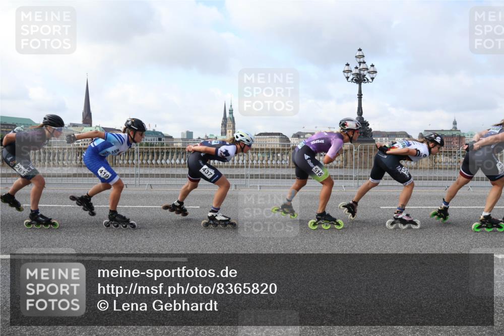 29.06.2025 - hella hamburg halbmarathon Lena Gebhardt http://msf.ph/oto/8365820 29.06.2025 08:49:00 Lombardsbrücke 419, 437, 515, 516, 438 meine-sportfotos.de