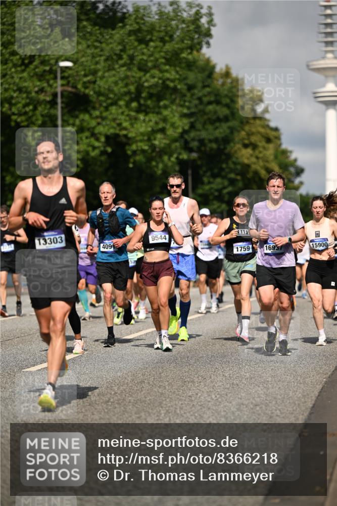 29.06.2025 - hella hamburg halbmarathon Dr. Thomas Lammeyer http://msf.ph/oto/8366218 29.06.2025 09:57:01 Kennedybrücke 1163, 1176, 1391, 1558, 1759, 2213, 2234, 2365, 2402, 2623, 2788, 3004, 3146, 3186, 4091, 4310, 4553, 4997, 5022, 5623, 5624, 5692, 6071, 6081, 6203, 6375, 6460, 6712, 6903, 7147, 7204, 7322, 7448, 7450, 7765, 8063, 8704, 8819, 9126, 9303, 9305, 9534, 9544, 9585, 9794, 10246, 11094 meine-sportfotos.de